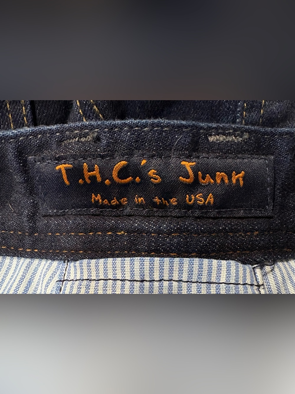 Boutique Brand T.H.C. The Hot Child button front jeans. Size 34 - Picture 3 of 6